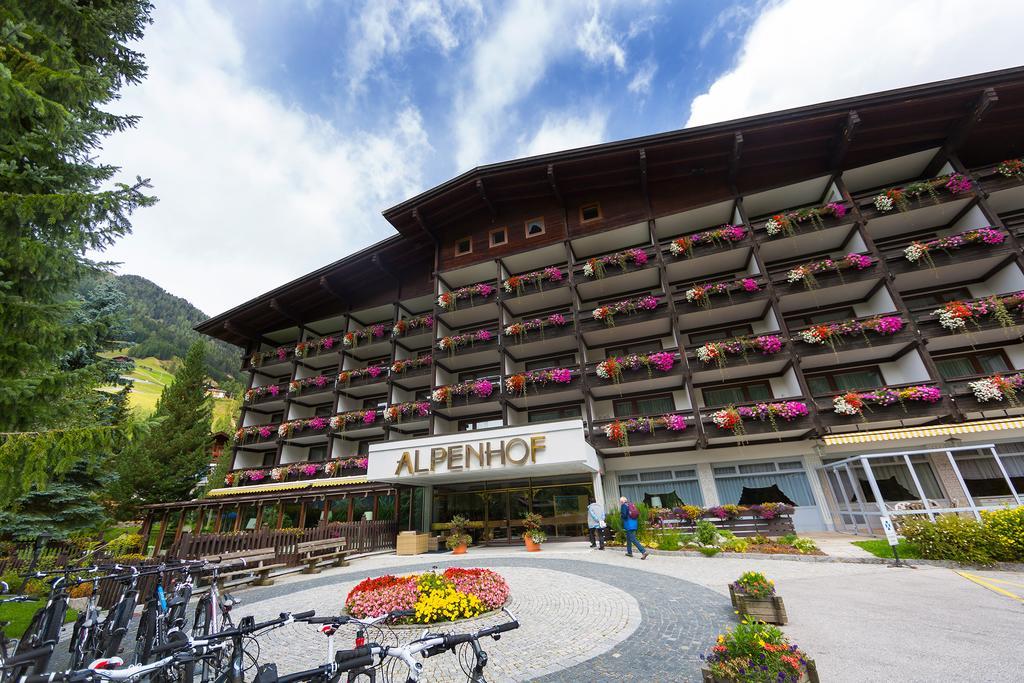 Hotel Alpenhof Sankt Jakob in Defereggen Bagian luar foto
