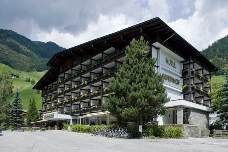 Hotel Alpenhof Sankt Jakob in Defereggen Bagian luar foto